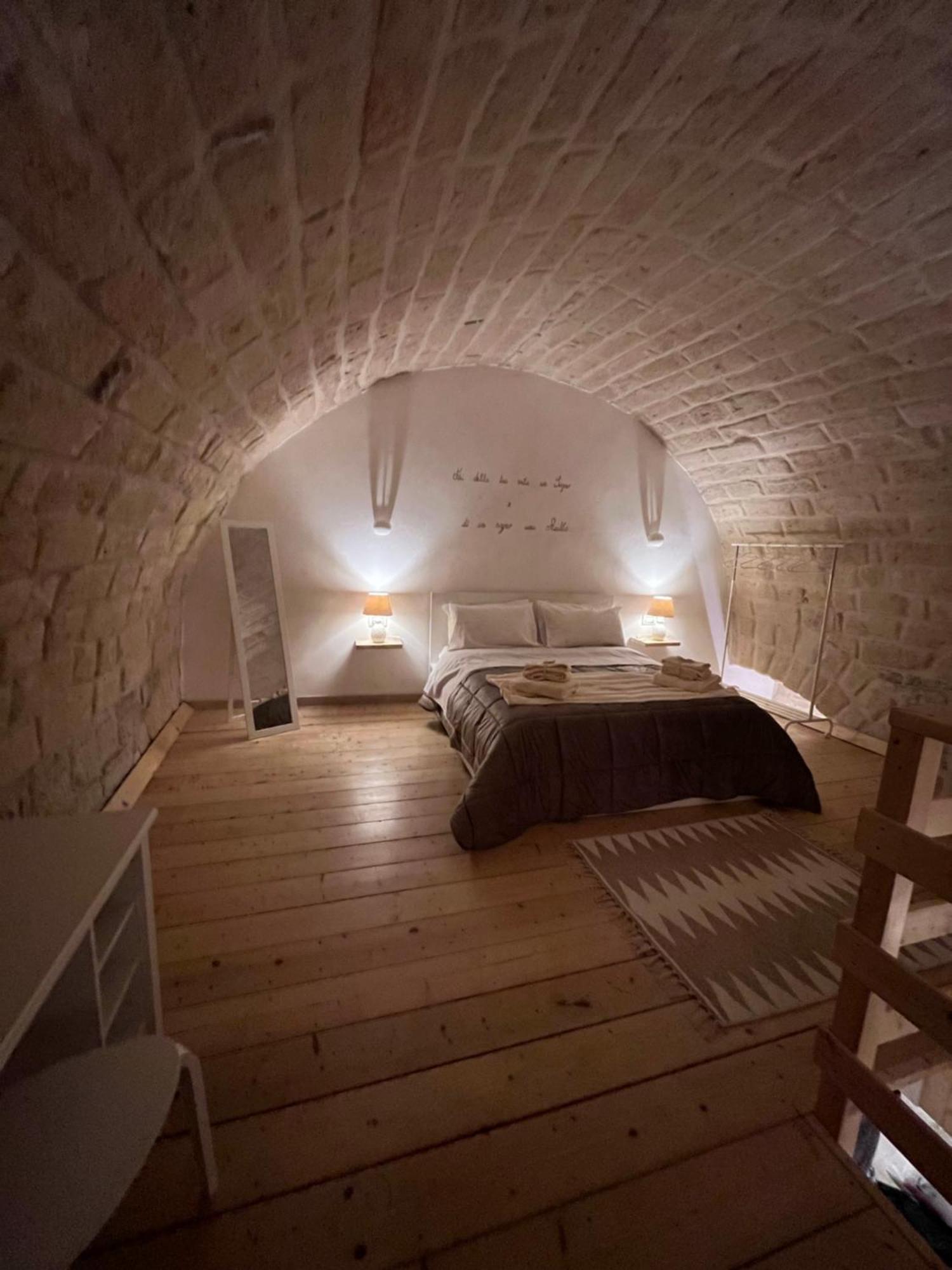 Epoca Suite House Trani Exterior foto