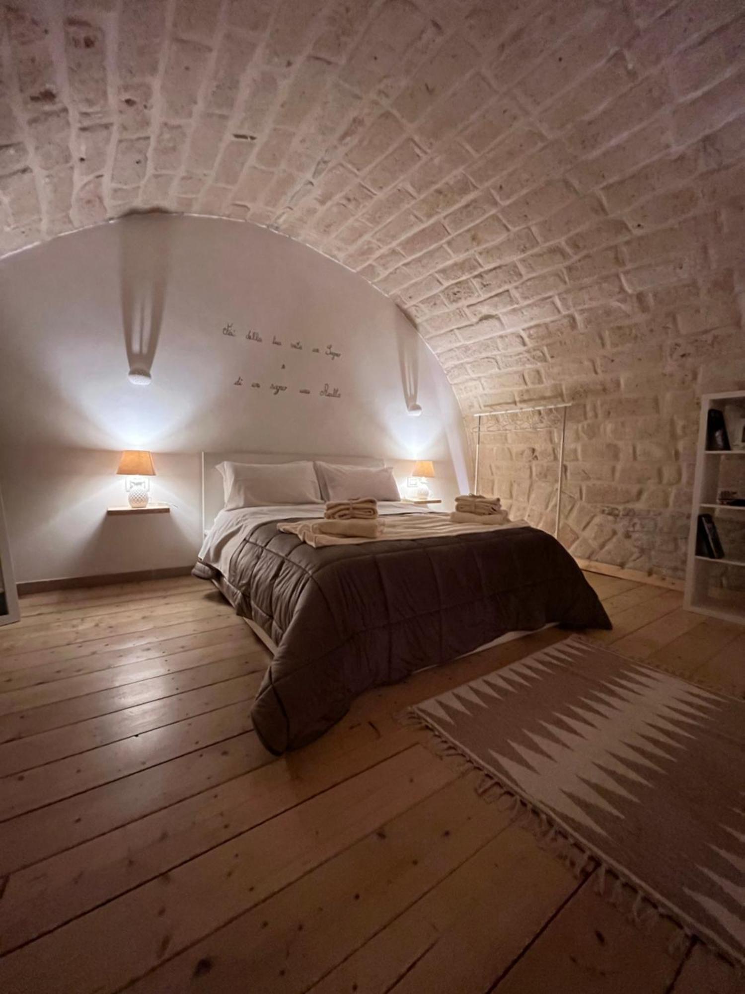 Epoca Suite House Trani Exterior foto